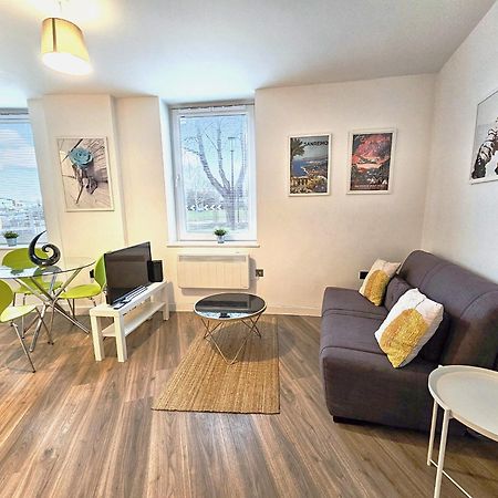The Post House One By Fortuna Property Gloucester Eksteriør billede