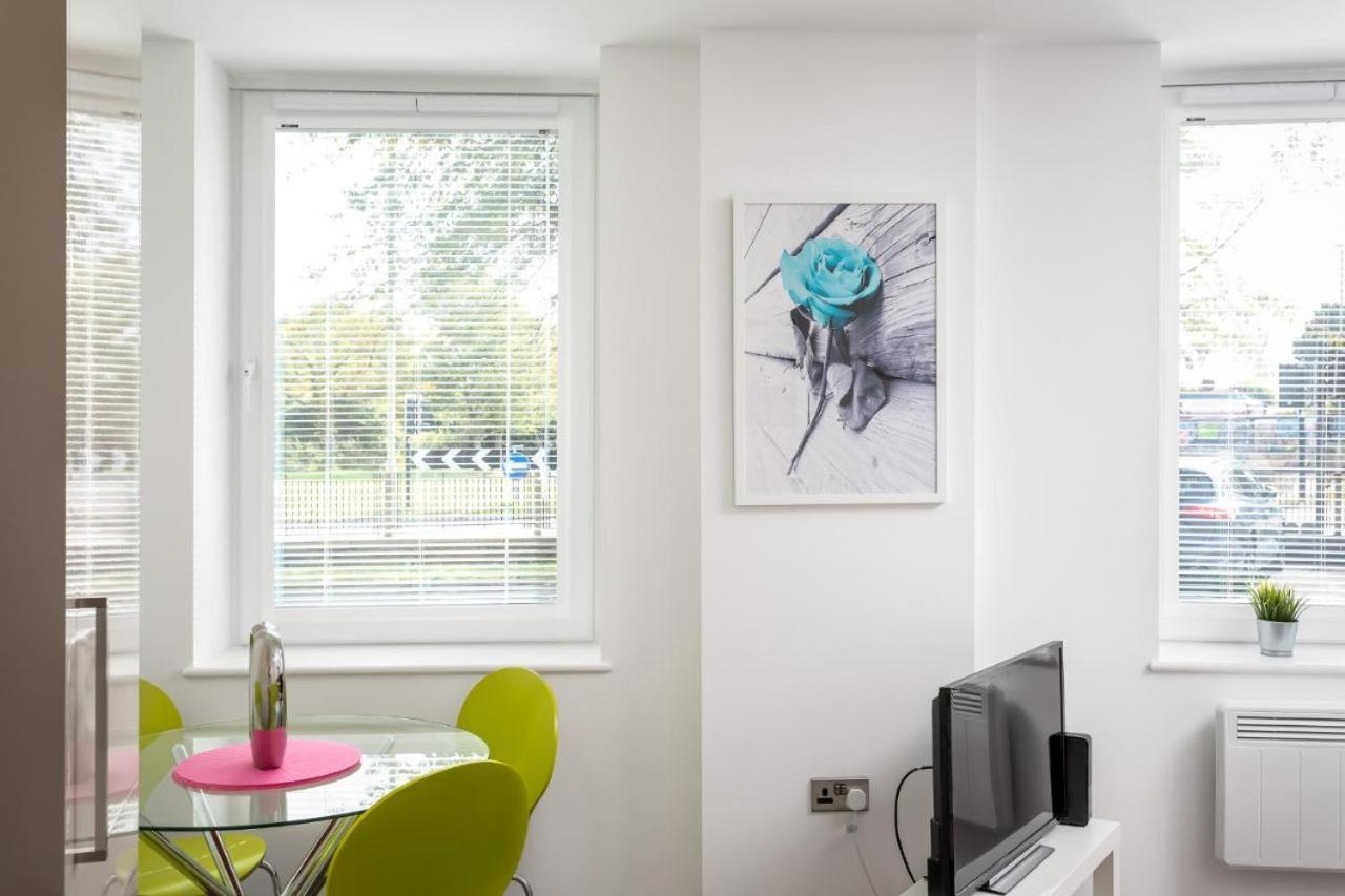 The Post House One By Fortuna Property Gloucester Eksteriør billede