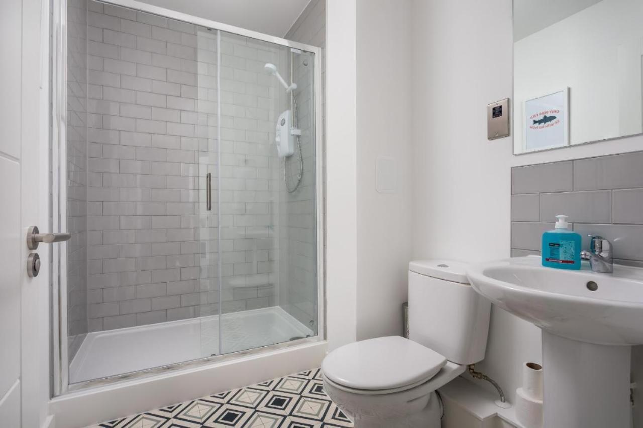 The Post House One By Fortuna Property Gloucester Eksteriør billede