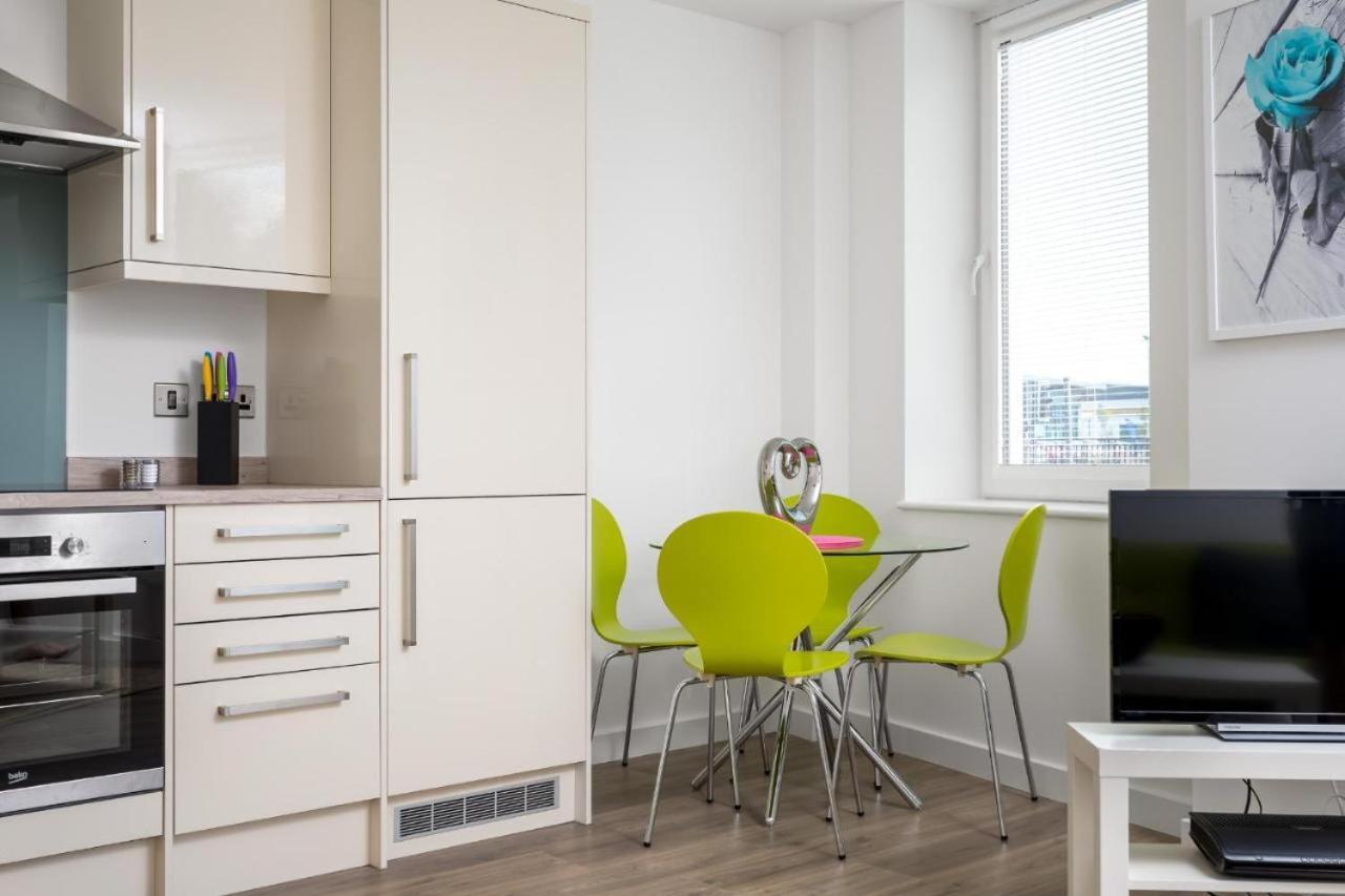 The Post House One By Fortuna Property Gloucester Eksteriør billede