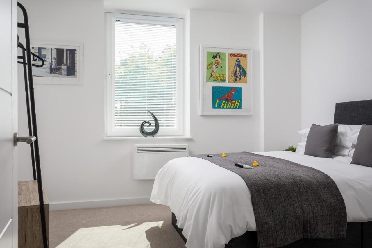 The Post House One By Fortuna Property Gloucester Eksteriør billede